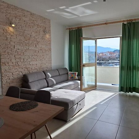 Apartmani Maris III ราบ ภายนอก รูปภาพ
