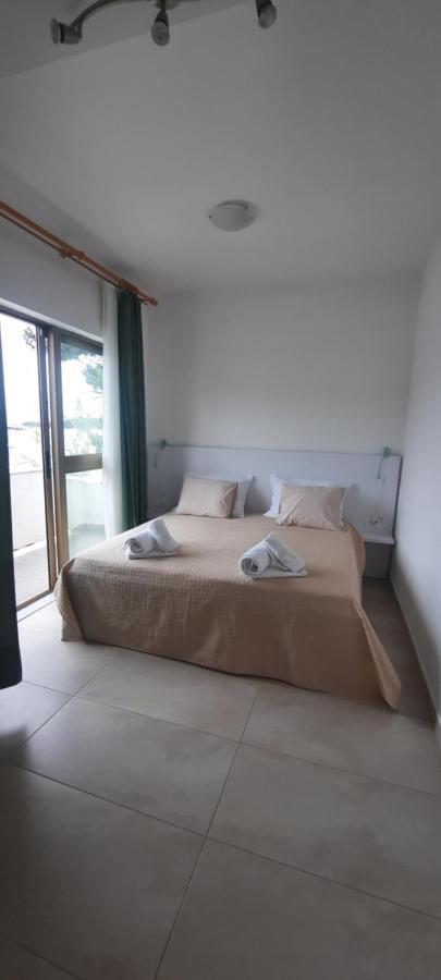Apartmani Maris III ราบ ภายนอก รูปภาพ